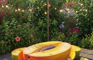 Fruit-shaped Picnic Table Ideas to Brighten Up Your Garden Fruit Shaped Picnic Table